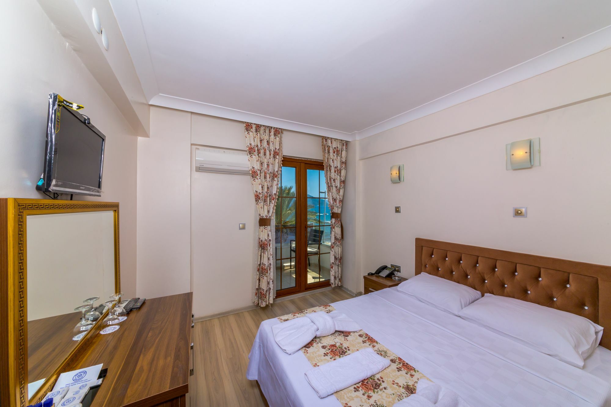 Reis Beach Hotel Marmaris Eksteriør bilde